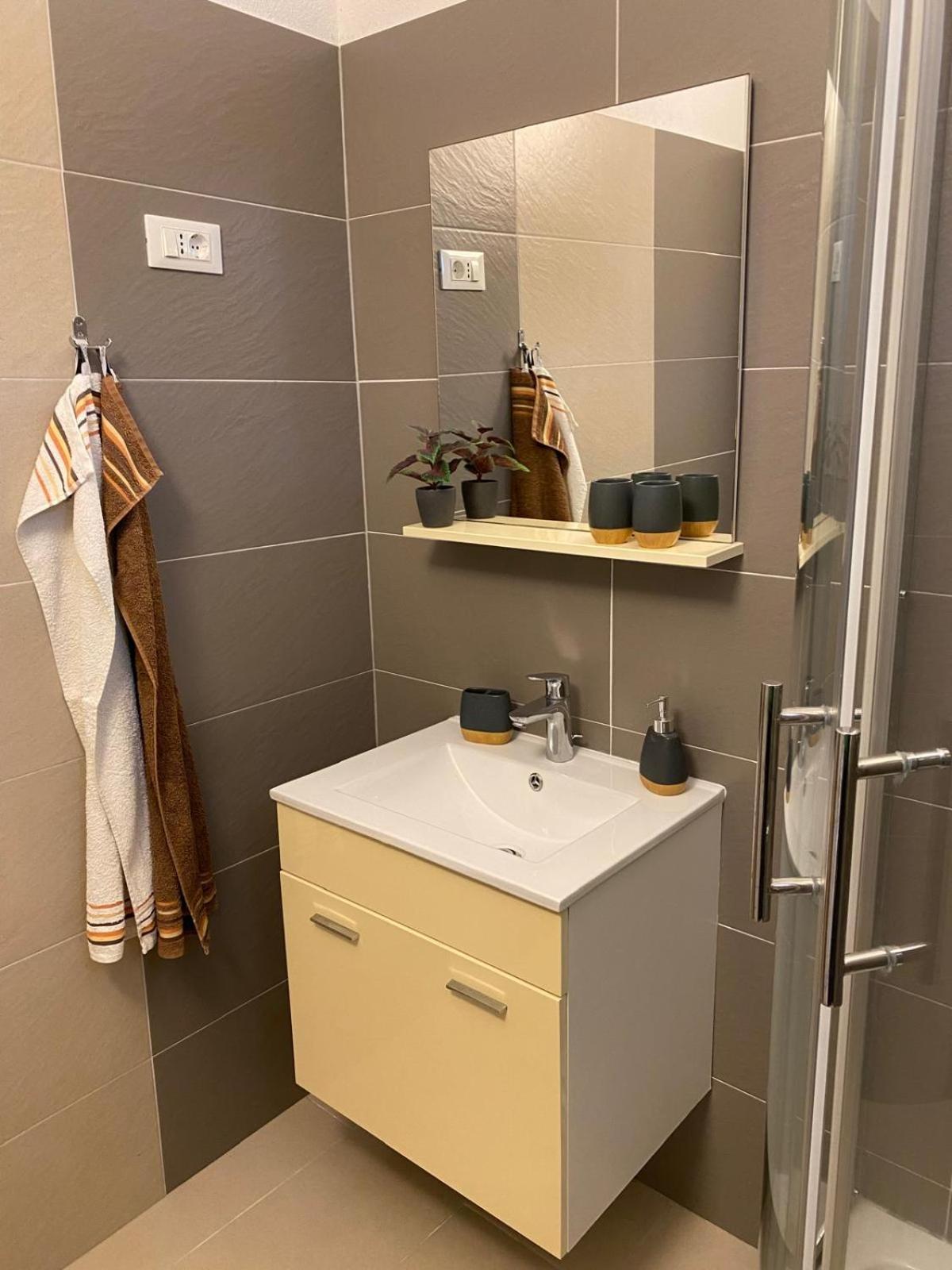 Villa Pina Tisno Apartment Zonsa 2 Pers Екстериор снимка